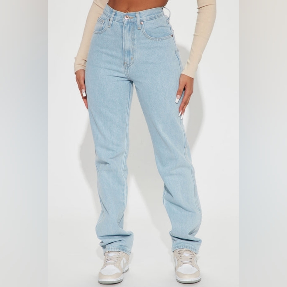 Fashion Nova | NWT Adore You Straight Leg Jeans Light Wash Size 15